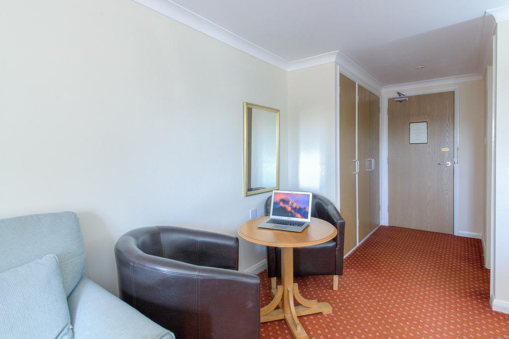 Wayford Bridge Inn Hotel Сталхэм Экстерьер фото
