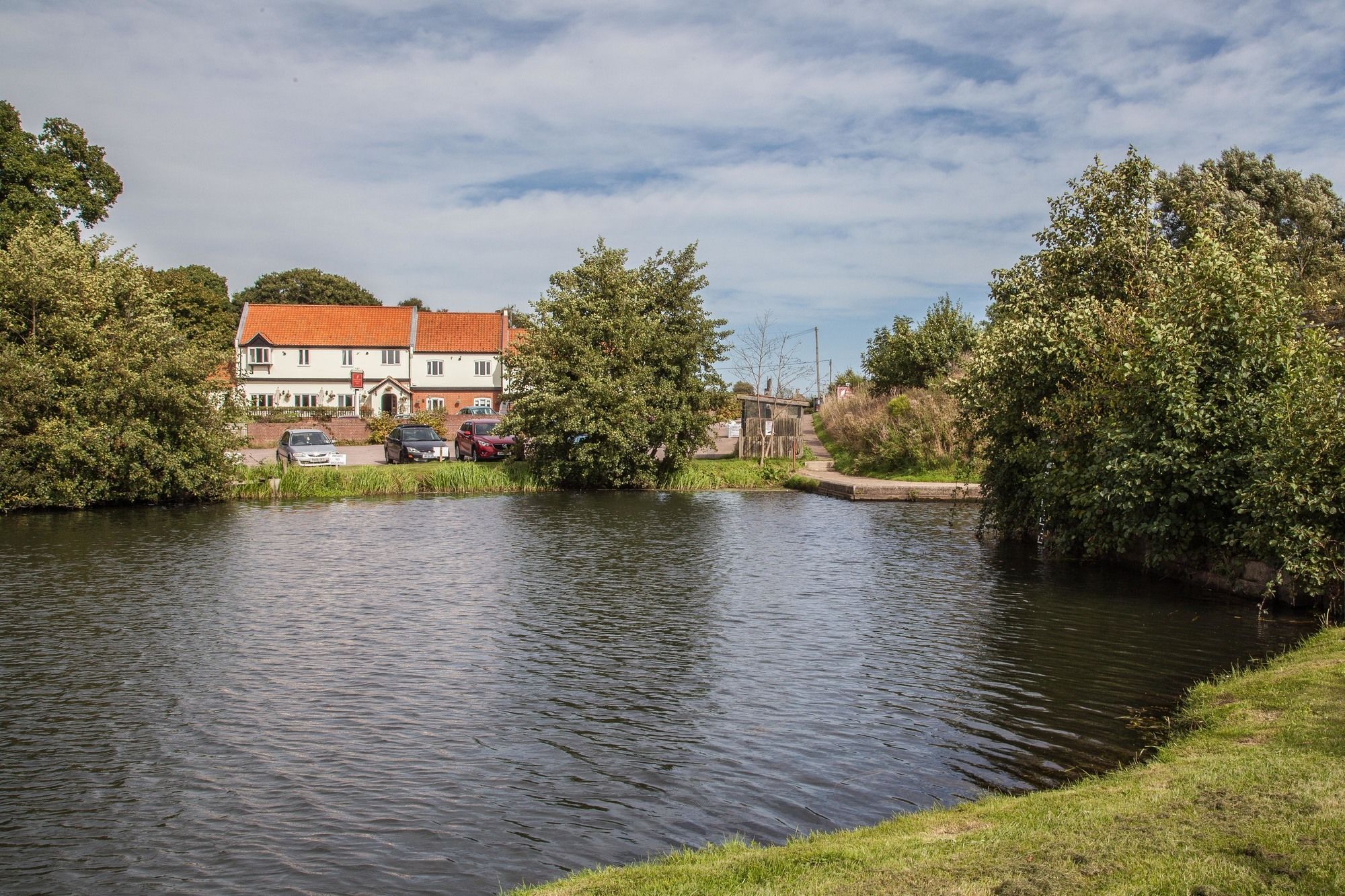 Wayford Bridge Inn Hotel Сталхэм Экстерьер фото